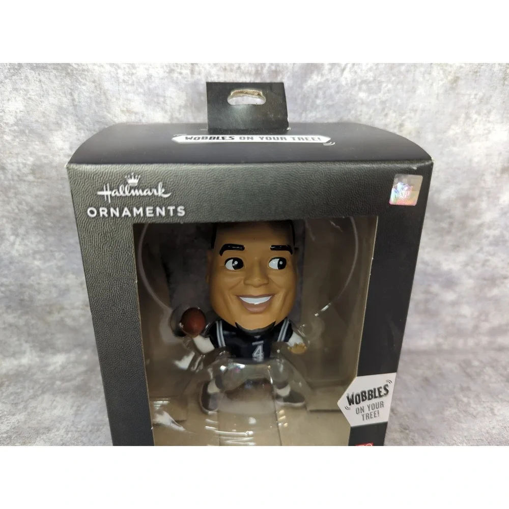 HALLMARK NFL DALLAS COWBOYS DAK PRESCOTT BOBBLE CHRISTMAS ORNAMENT NEW WITH BOX